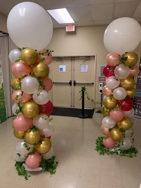 Balloon Pillars Design, Ballon Collums, Debut Backdrop, Pillar Arch, Family Reunion Banquet, Party Balloon Ideas, Ballon Column, Senior Breakfast, Balloon Pillars