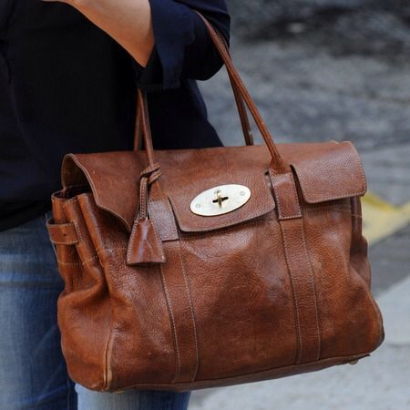 Stunning vintage Mulberry Bayswater Mulberry Alexa Bag, Designer Handbags Chanel, Celebrity Handbags, Alexa Bag, Mulberry Alexa, Designer Handbags Louis Vuitton, Mulberry Bags, Mulberry Bayswater, Mulberry Handbags