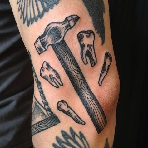 Hammer teeth. Traditional Tooth Tattoo, Traditional Tattoo Tooth, Teeth Tattoo, Nirvana Tattoo, Hammer Tattoo, Box Tattoo, Tooth Tattoo, Tool Tattoo, Teeth Art