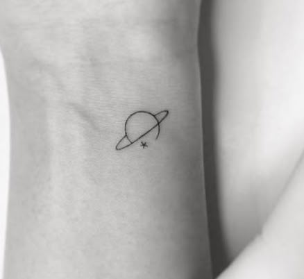 Cute Space Tattoos Simple, Minimalist Astronomy Tattoo, Minimal Galaxy Tattoo, Moon And Saturn Fine Line Tattoo, Saturn Line Tattoo, Mini Space Tattoo, Planet Small Tattoo, Saturn Small Tattoo, Mini Planet Tattoo