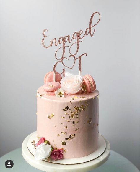 Pink Engagement Cake, Engagement Party Cake, Engagement Themes, Pink Engagement, Couple Ring Design, Bakery Ideas, Engagement Cakes, Engagement Party Decorations, Couple Ring