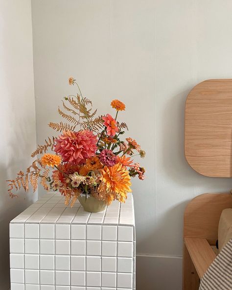 Tile Table, Table Flowers, Bedside Table, Fall Wreath, Tile, Apartment, Shelves, Flowers, Home Decor