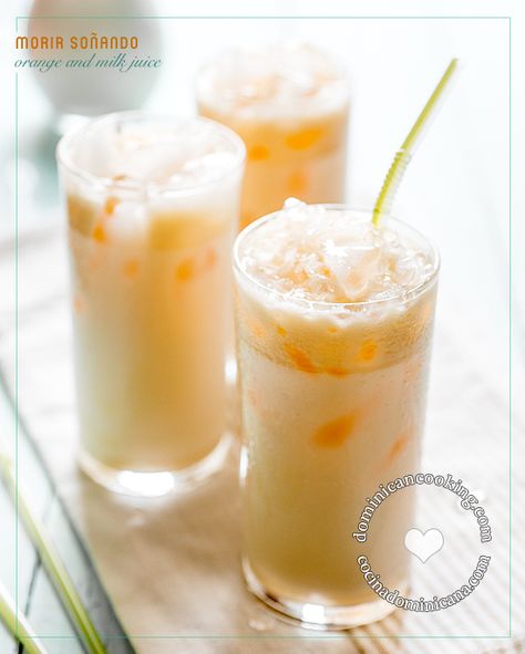 Dominican summer drink Orange Juice Drinks, Dominican Food, Orange Drinks, Hispanic Food, Healthy Cat Treats, Latin Food, Caribbean Recipes, In Spanish, Orange Juice