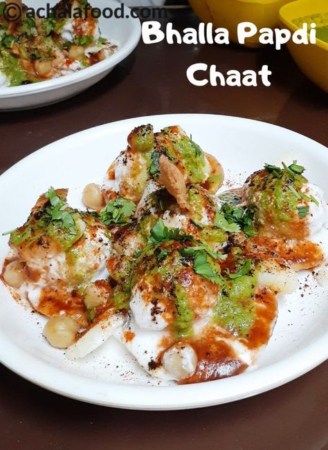 Dahi Bhalla Papdi Chaat Recipe | Delhi Papdi Chaat | Papri Chaat Recipe Papri Chaat Recipe, Papdi Chaat Recipe, Papri Chaat, Delhi Food, Afghan Food, Samosa Chaat, Indian Masala, Fast Cooking, Indian Street Food Recipes