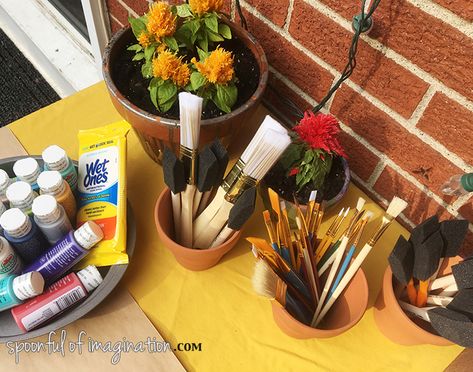 Painting Flower Pot Party Tips - Spoonful of Imagination Pot Painting Party Ideas, Flower Pot Painting Party, Paint A Pot Party, Pot Painting Party, Group Craft Ideas, Relief Society Crafts, Baby Bbq, Terra Cotta Plant, Grad 2023