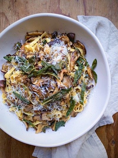 Rachel Roddy, Pasta With Herbs, Wild Mushroom Recipes, Rome Food, Butter Pasta, Herb Recipes, Mushroom Pasta, Mushroom Recipes, Cookbook Recipes