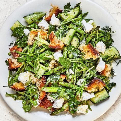 Panzanella Recipe, Buttermilk Dressing, Feta Recipes, Easter Dinner Recipes, Smitten Kitchen, Spring Vegetables, Tasty Pasta, Juicy Tomatoes, Snap Peas