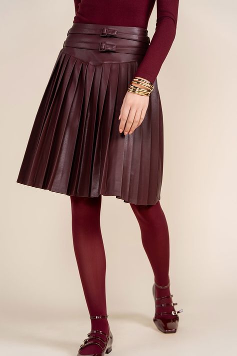 Pleated leather skirt outfit