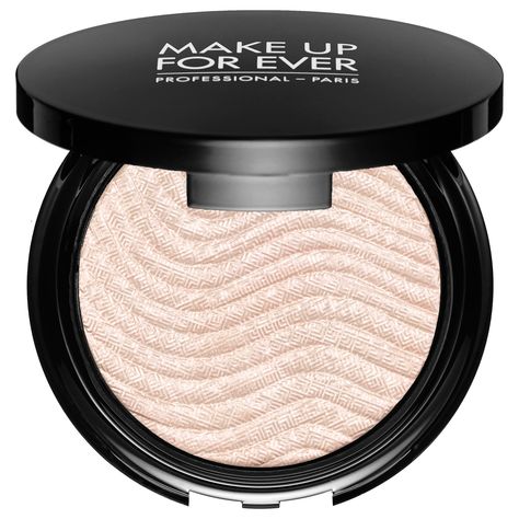 Make Up For Ever Pro Light Fusion Highlighter Mac Makeup Foundation, Luminous Makeup, Best Highlighter, Makeup Lessons, Sephora Beauty, Mac Makeup, Make Up For Ever, Highlighter Makeup, Beauty Inside