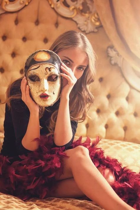 Masquerade Photoshoot, Mask Photoshoot, Mask Photography, Carnival Mask, Female Mask, Mysterious Girl, Venetian Mask, Evolution Of Fashion, Carnival Masks