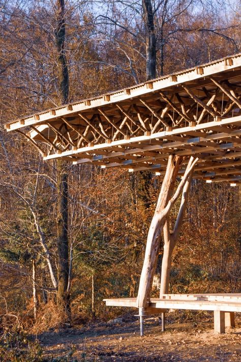 This pavilion was designed to be demountable Wooden Pavilion, Wood Truss, Truss Structure, Floating Architecture, Architectural Association, Timber Battens, Timber Architecture, Wooden Architecture, Industrial Architecture