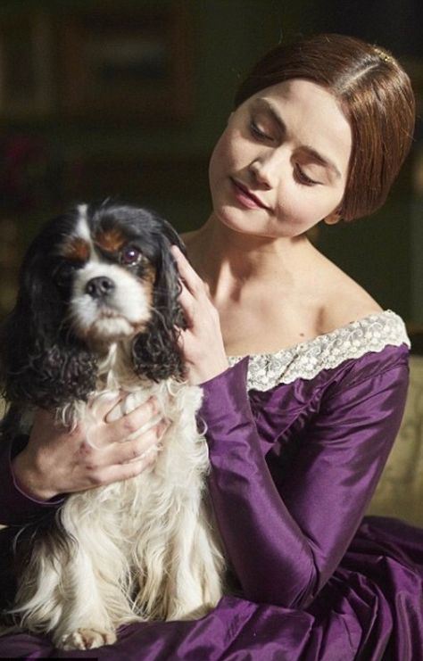 Queen Victoria with her beloved dog Dash, a King Charles Spaniel. Victoria Masterpiece, Victoria Pbs, Victoria Tv Show, Victoria Costume, Victoria 2016, Victoria Itv, The Young Victoria, Victoria Series, Young Queen Victoria