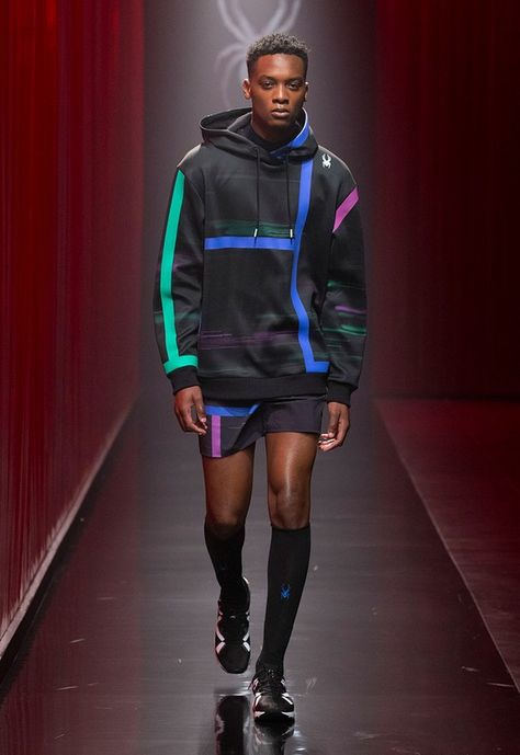 Sportswear Brand Spyder Marries Utility & Style For SS20 Mens Sportswear Fashion, Sports Wear Fashion, Sportswear Men, Activewear Trends, Menswear Runway, Utility Style, Sportswear Fashion, Sportswear Brand, Sports Brands