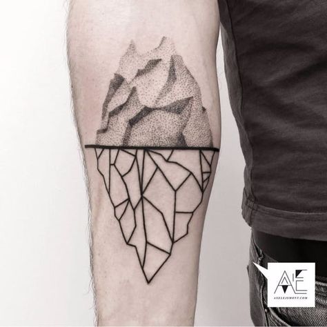 Iceberg Tattoo, Tattoo Octopus, Origami Tattoo, Kunst Tattoos, Origami Fashion, Tattoo Templates, Original Tattoos, Octopus Tattoo, Geniale Tattoos