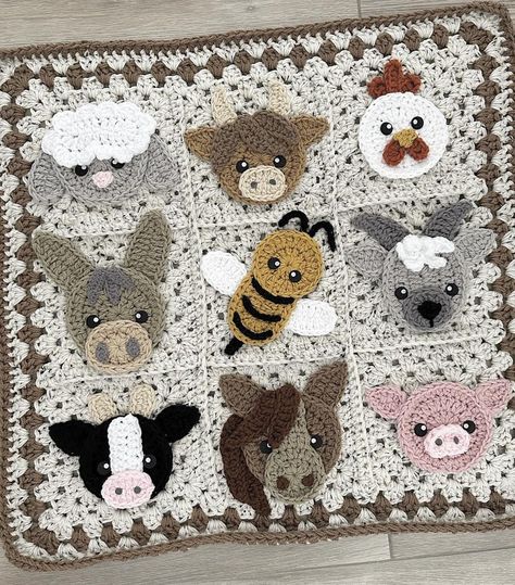 Nella's Cottage - Whewwwwww 😅 this labor of love finally... Animal Granny Squares, Granny Square Sweaters, Crochet Baby Afghans, Crochet Farm Animals, Granny Square Patterns, Squares Crochet, Animal Blanket, Farm Baby, Crocheted Blankets