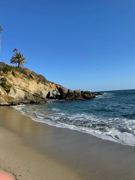 Laguna Beach California Aesthetic, California Beach Aesthetic, Socal Aesthetic, Laguna Beach California, San Diego Living, California Usa, California Beach, Beach View, Paradise On Earth