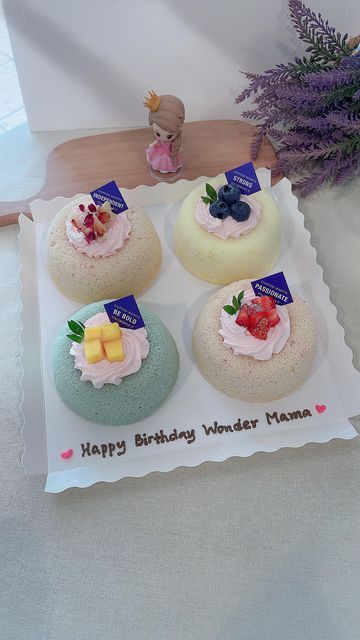 CHIFFON CAKE . BIRTHDAY CAKE on Instagram: "Chiffon Wanita RM84 Whipped cream series Order options at profile" Chiffon Birthday Cake, Chiffon Cake Aesthetic, Mini Chiffon Cake, Chiffon Cake Decoration Ideas, Chiffon Cake Sandwich, Chiffon Cake Flavors, Korean Chiffon Cake, Chiffon Cake, Cake Display