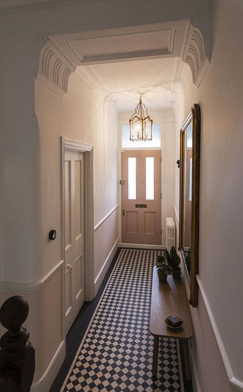 Small Victorian Terrace House, Victorian Terrace Hallway, Small Victorian House, Small Terraced House, Terrace House Interior, Victorian Terrace Interior, Victorian House Renovation, Terrace Interior, Victorian House Interiors