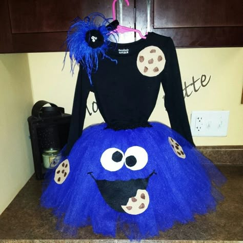 Cookie Costume Diy, Cookie Monster Halloween, Cookie Monster Halloween Costume, Monster Cookies Halloween, Fantasia Diy, Monster Diy, Work Costumes, Cookie Monster Costume, Office Halloween Costumes