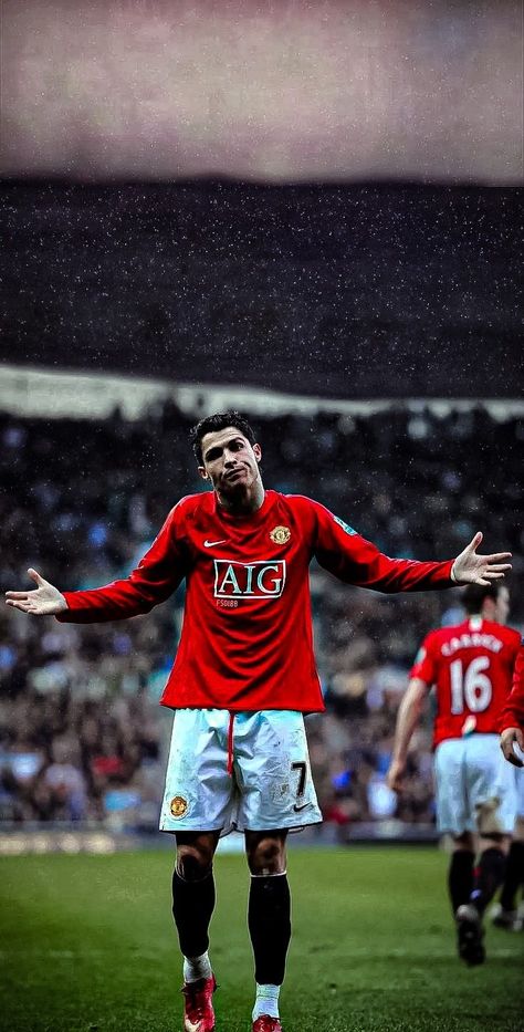 Islamic Pictures Boy, Cr Ronaldo, Ronaldo Madrid, Manchester United Ronaldo, Ronaldo Photos, Ronaldo Quotes, Cr7 Wallpapers, Ronaldo Pictures, Cristiano Ronaldo Manchester