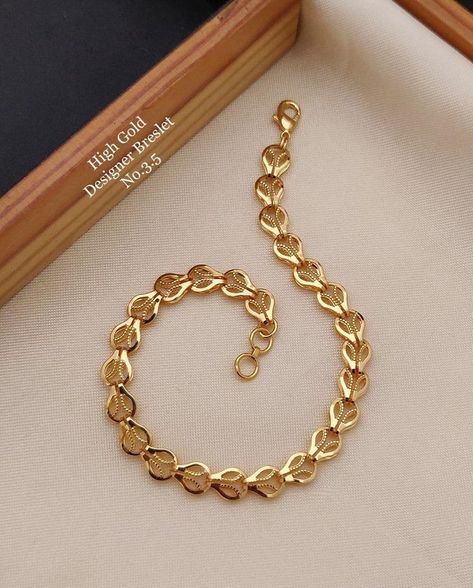 Beautiful Gold Earrings, Golden Aura, Unique Gold Jewelry Designs, Gold Bracelet Simple, Gold Bangles For Women, Latest Bracelets, Modern Gold Jewelry, Pretty Jewelry Necklaces, Gold Chain Design