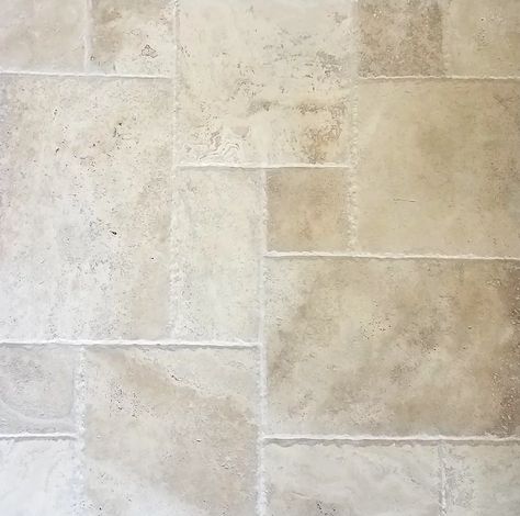 Ivory Travertine Brushed & Chiseled Versailles Floor Tile Travertine Backsplash Kitchen, Front Porch Stone, Country Kitchen Flooring, Ivory Travertine, Kitchen Flooring Options, Backsplash For Kitchen, Travertine Pool, Travertine Floors, Mosaic Bathroom