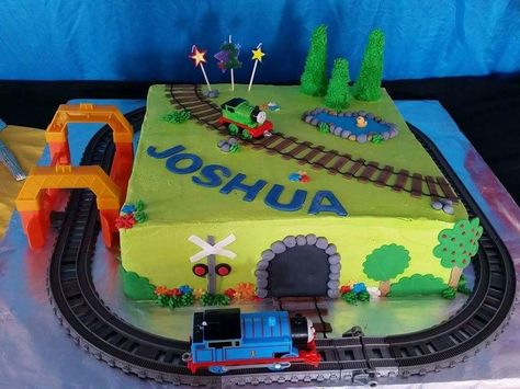 Buttercream Train Cake, Train Track Cake, Train Theme Birthday Party, Slab Cake, Train Birthday Cake, Name Train, Cars Birthday Cake, Train Decor, Cake With Buttercream