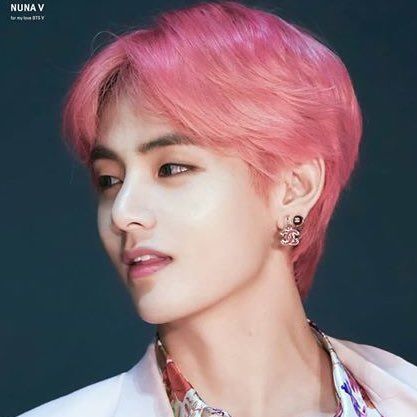 Taehyung Pink Hair, Kim Taehyung Wallpaper, Bts Members, Bubblegum Pink, Bts Bangtan Boy, Bts V, Bts Taehyung, Pink Hair, Kim Seokjin