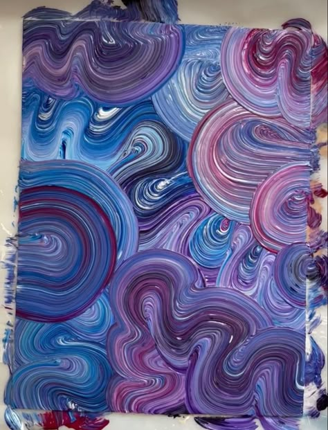 Wavy Canvas Painting, Swirly Canvas Art, Swirly Acrylic Painting, Paint Swirls On Canvas, Paint Swirl Art, Swirl Painting Ideas, Wavy Abstract Art, Cool Painting Backgrounds, Swirl Art Painting