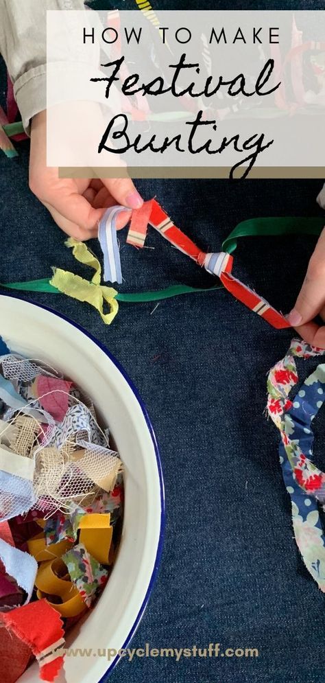 Two methods for making bunting from scraps of unused fabric.  Great scrap busting decorative upcycling project.  Repurpose and reuse and create lovely festival bunting for weddings, parties, birthdays, Christmas and other celebrations.  You can even use it as outdoor summer DIY Decor! Outdoor Bunting Diy, Diy Festival Decorations, Diy Party Bunting, Make Festival, Sew Bunting, No Sew Bunting, Making Bunting, Tassel Tutorial, Diy Bunting