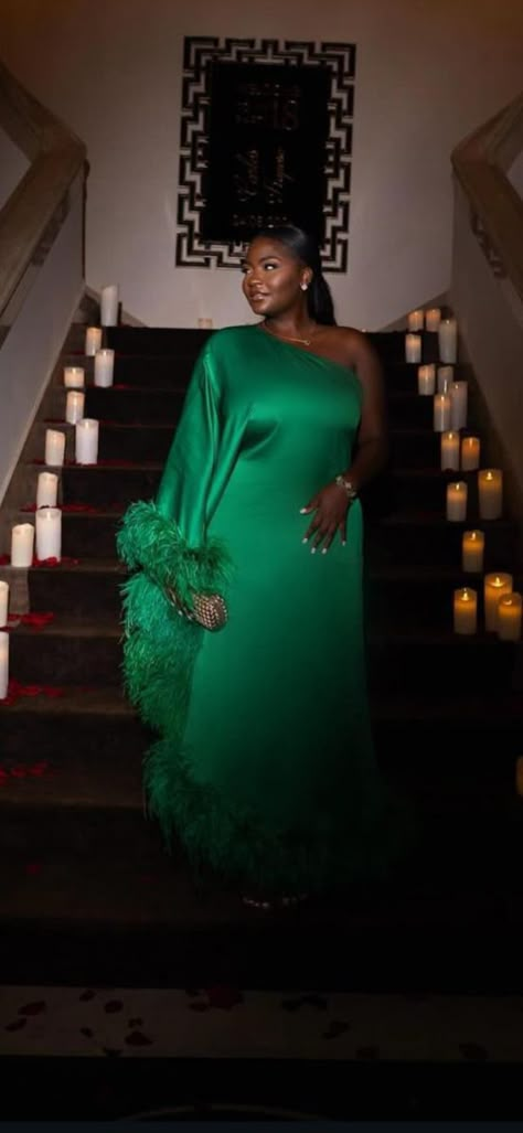 Green Aesthetic Christmas, Party Dress Code, Deep Jewel Tones, Green Dinner, Black Cab, Dinner Dresses, Dark Green Aesthetic, Nye Party, Christmas Black