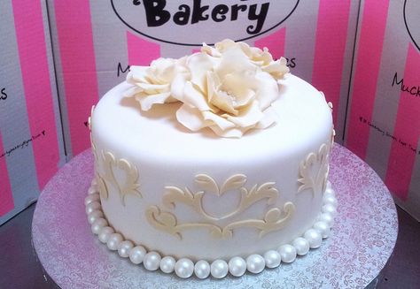 Single tier Wicked Chocolate wedding cake covered in white fondant icing, decorated with cream fondant damask designs, edible cream fondant roses, edible pearls at base by Charly's Bakery, via Flickr Simple Cakes, White Fondant, Single Tier Cake, Edible Pearls, Chocolate Wedding, Chocolate Wedding Cake, Birthday Cakes For Women, Cakes For Women, Cake Wedding