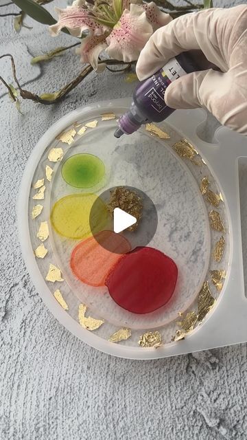 Saniya Shaikh | Resin art | 3d flower bloom | Nashik on Instagram: "“Get creative and make your own stunning rainbow 🏳️‍🌈 resin flower bloom 🌸 in just a few steps!”  Resin from @resincult  Mold from @moldsandartsupplies @moldsandartsuppliess  Alcohol inks from @beyondinks  Artist @sanis_art_studio   Rainbow resin flower, Resin art, Colourful home accents, Easy diy projects, Colourful crafts, Flower bloom, Handmade, Handcrafted, Tutorial, Making , Creative process   #resinart #resinartwork #rainbow #rainbowresinart #resinflowers #resinart_daily #resinart_ideas #resinartistsofinstagram #resinartsupplies #resinartindia #artreels #reelsinstagram #exploreflorals #explore #nashik" Thanksgiving Resin Ideas, Epoxy Alcohol Ink, How To Color Resin, Resin Art Videos, Colourful Crafts, Alcohol Ink Resin Art, Saniya Shaikh, Flower Resin Art, Resinart Ideas