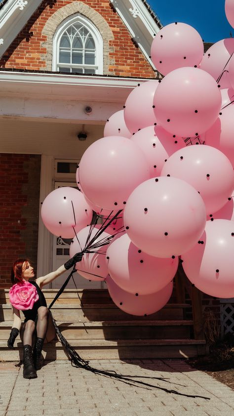 Instagram Balloon Business Instagram Feed, Luxury Balloons, Spring Trends Outfits, Brand Shoot, Decor Studio, Design Exhibition, Birthday Inspo, Cake Day, Balloon Party