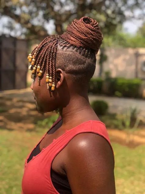 Traditional Box Braids, Box Braids Shaved Sides, Knotless Braids Hairstyle, Hairstyle Ideas For Short Hair, Prom Hairstyle Ideas, Side Cornrows, Braids With Shaved Sides, Hair Braiding Tool, Shaved Side Hairstyles