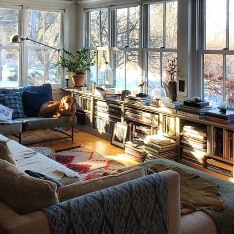 home libraries – findingtimetowrite Interior Boho, Bohemian House, A Living Room, Home Library, Farmhouse Living, Large Windows, Home Fashion, Cozy House, Home Living Room