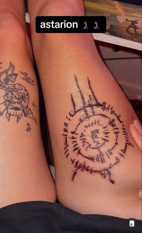 Dragonlance Tattoo, 707 Tattoo, Baldurs Gate Tattoo, Tattoo Tiktok, Unique Tattoos For Women, Clever Tattoos, 3 Tattoo, Getting A Tattoo, Tattoo Fails