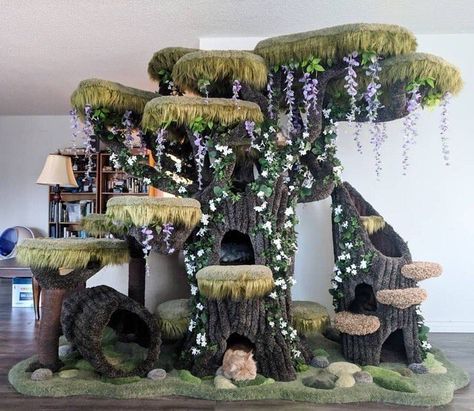 Enchanted Forest Cat Tree by Hollywood Kitty Company | https://www.hollywoodkittyco.com/ Takken Decor, Katt Diy, Katt Grejer, Cat Castle, Cool Cat Trees, Cat Tree House, Diy Cat Tree, Cat House Diy, Cat Towers