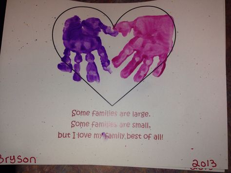 I love my family best of all! -craft for family theme - could use people stampers to represent own family? Family Preschool Crafts, Family Arts And Crafts, Family Crafts Preschool, Family Preschool, Preschool Family Theme, Preschool Family, Toddler Themes, Toddler Lessons, I Love My Family