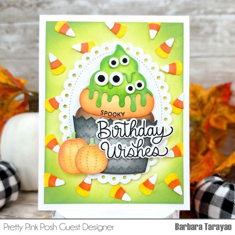 Easter Themed Treats, Halloween Train, Cupcake Cards, Cloud Stencil, Unique Cupcakes, Halloween Cupcake, Web 1, Scrapbooking Paper Crafts, Pretty Pink Posh