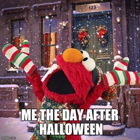 Nov 1st Humor, Countdown Christmas, Welcome To Christmas, Christmas Memes, Design Fails, Holiday Quotes, Days Until Christmas, Christmas Love, Christmas Quotes