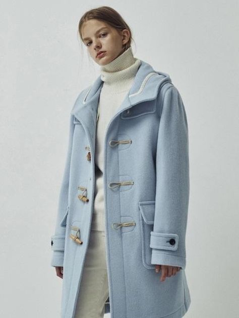 Blue Duffle Coat, Duffel Coat Outfit, Blue Coat Outfits For Women, Blue Christmas Outfit, Duffle Coat Outfit, Light Blue Coat Outfit, Blue Coat Outfit, Coat Outfits For Women, Duffle Coat Women