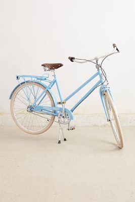 Shop the Willow Cruiser and more Anthropologie at Anthropologie today. Read customer reviews, discover product details and more. Bici Retro, Blue Bicycle, Blue Sargent, Motos Vintage, Velo Vintage, Cycle Chic, I Want To Ride My Bicycle, Retro Baby, Beautiful Bike