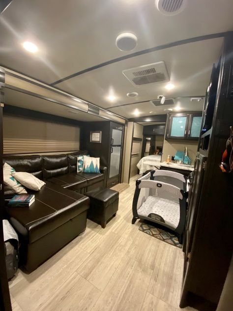 Travel Trailer Nursery, Camping With Newborn In Camper, Camper Living With Newborn, Camper Nursery Ideas, Rv Living With Baby, Rv Nursery Ideas, Rv Nursery, Camper Nursery, Travel Trailer Hacks