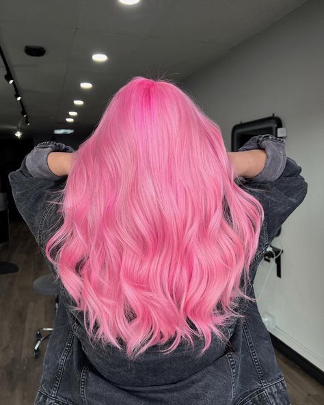 Underhair Color, Bubblegum Pink Hair, Fox Hair Color, Stylish Hair Colors, Bright Pink Hair, Light Pink Hair, Pink Hair Dye, Arctic Fox Hair Color, Fox Hair