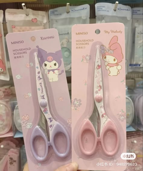 Hello Kitty School, Pretty School Supplies, Stationery Obsession, Cute School Stationary, Cute Stationary School Supplies, Kawaii School Supplies, Cool School Supplies, Stationery Essentials, Study Stationery