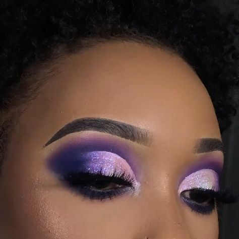 Coloured Raine® Cosmetics on Instagram: �“Absolutely beautiful @jas.dejanae ・・・ @colouredraine Vivid Brights Pigment Palette once again 😍 for this look I used Vibez, Cute & Yacht…” Maquillage Goth, Bold Eyeshadow, Make Up Designs, Drag Make-up, Purple Eye Makeup, Tattoo Henna, Purple Makeup, Makeup Eye Looks, Bold Makeup