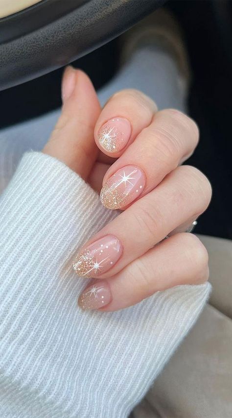 Gold Holiday Nails, Nye Nails, Festive Nails, New Years Nail Designs, Tree Nails, Ombre Glitter, Manicure Gel, Plaid Nails, Christmas Nails Acrylic