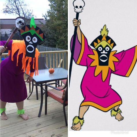 A tiki scare is no fair!!! Scooby Doo Villain! Scooby Doo Witch Doctor, Scooby Doo Villians Costume, Scooby Doo Homecoming Float, Scooby Doo Villains Costumes, Scooby Villains, Monster Species, Scooby Doo Monster Costumes, Scooby Halloween, Witch Doctor Costume