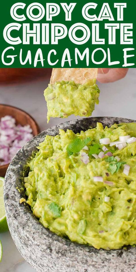 Best Guacamole Recipe Easy, Picky Vegan Recipes, Avacodo Recipe Dip, Quamolie Dip, Chipotle Copycat Pico De Galo, Guacamole Recipe Chipotle, Side Dishes Party, Chipotle Guac, Guacamole And Chips